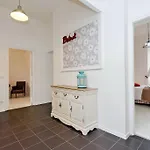 Apartment Antonia certified sanitization every check