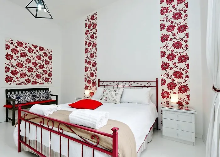 Charming Apartment Antonia 300 Mt From Colosseum